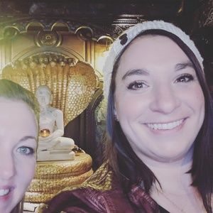 Meet your Posher, Alicia